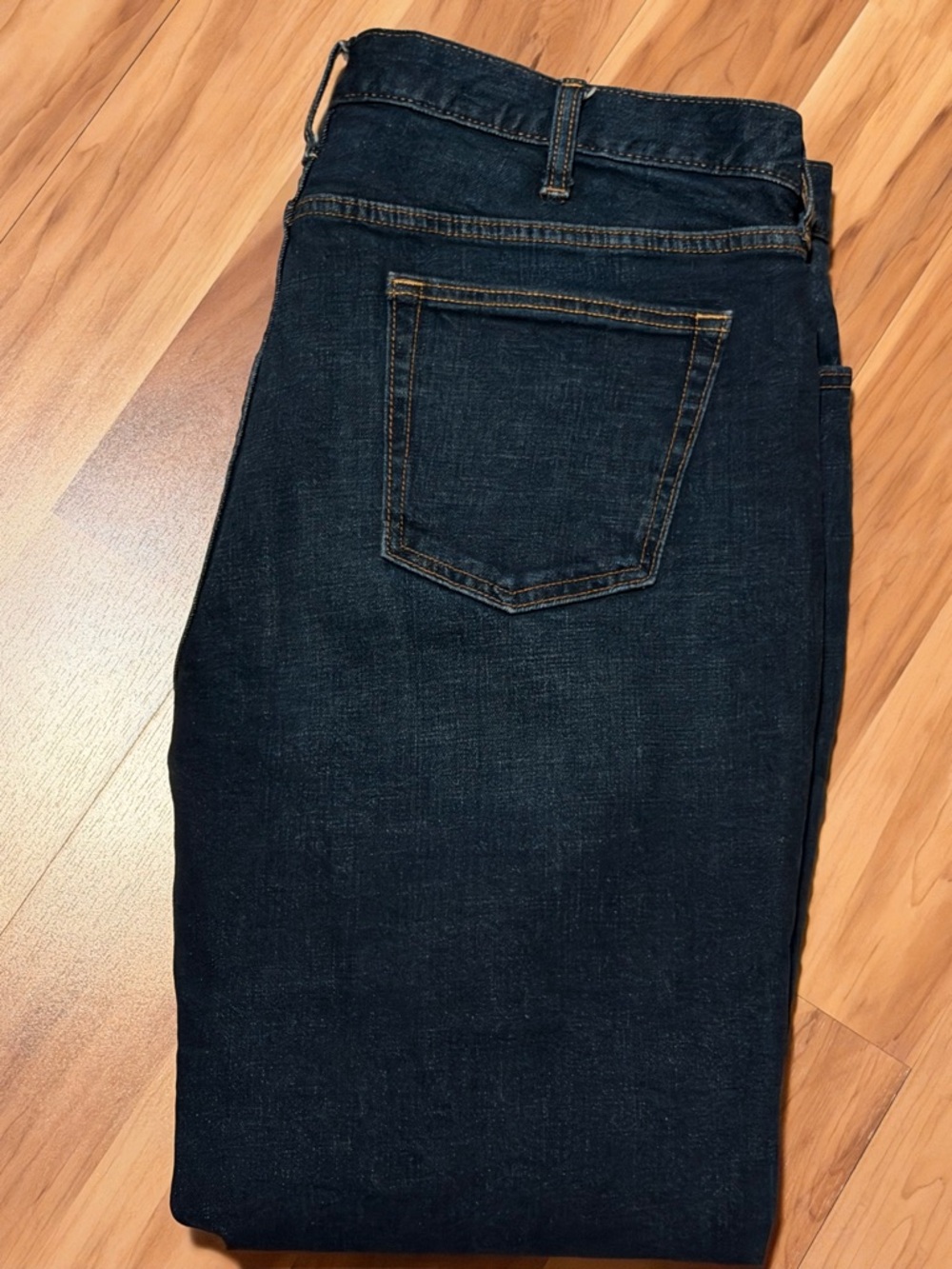 Old Navy Men's Slim Dark Indigo Jeans - Picture 3 of 5